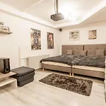 Csodaszarvas Vendeghaz Vakantiehuis Saly